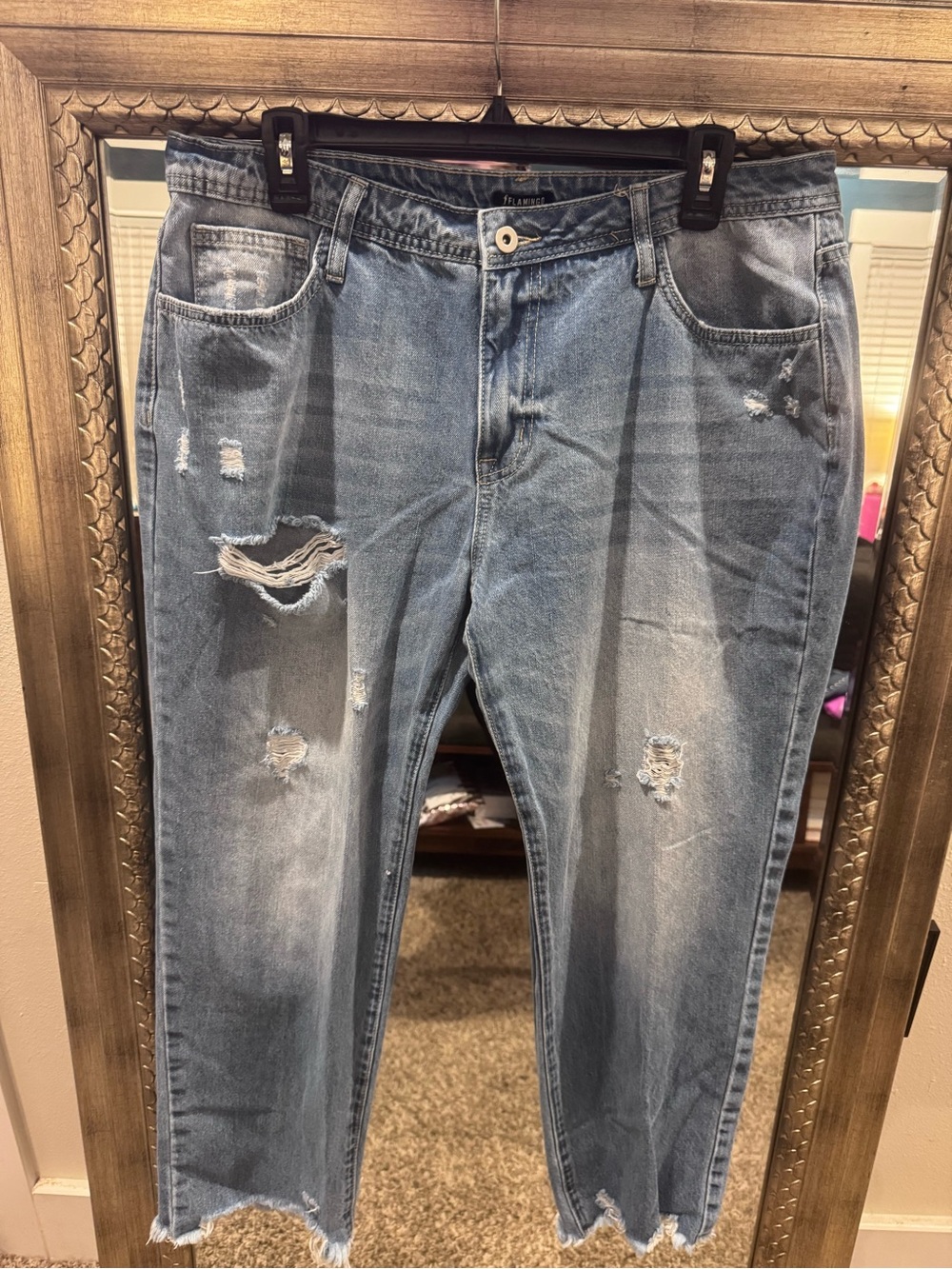 Women's Light Blue Distressed Cropped Jeans